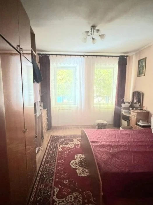 М.Холодная Гора, продам  пол дома, ул.Подлесная,Hg11