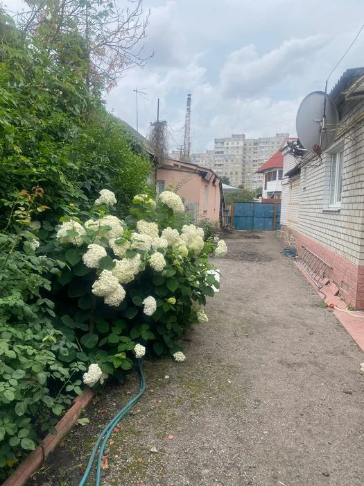 Продам часть домовладения м.Холодная Гора