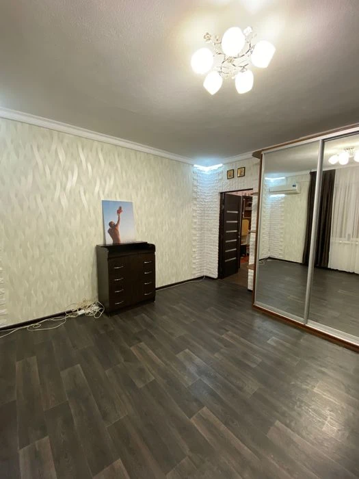 Продам часть домовладения м.Холодная Гора