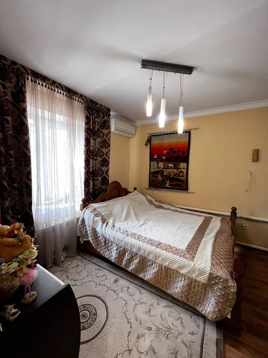 Продам дом м.Холодная Гора