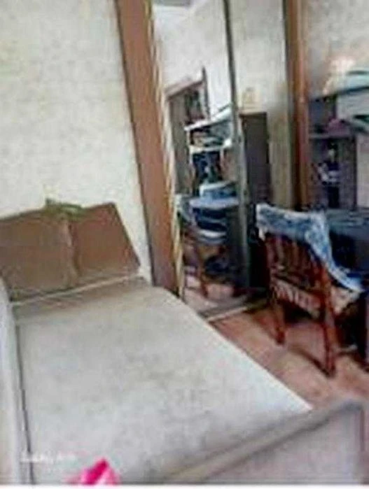Продам 2 небольших дома на 1 участке.