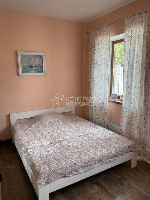 Продаж сучасного будинку 180м²
