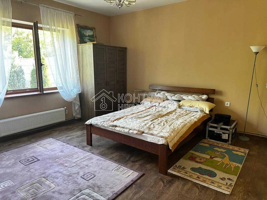 Продаж сучасного будинку 180м²