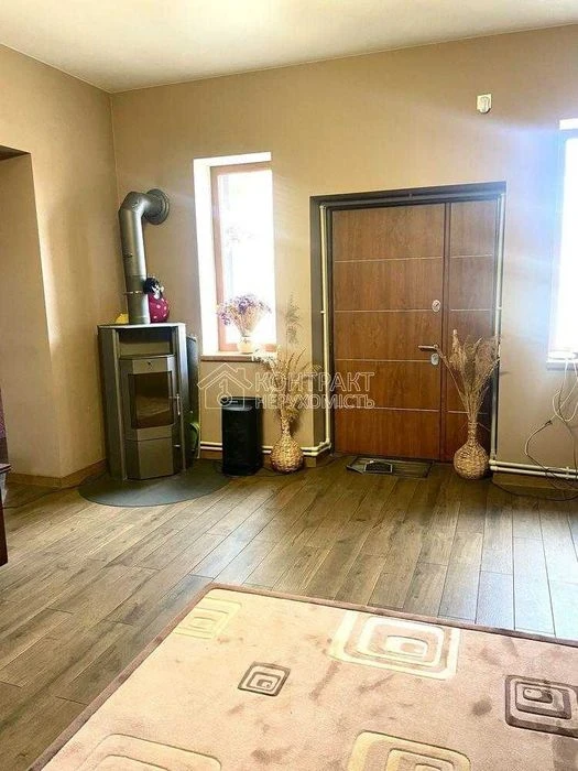 Продаж сучасного будинку 180м²
