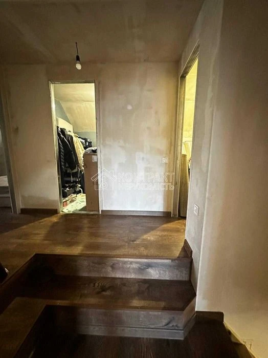 Продаж сучасного будинку 180м²