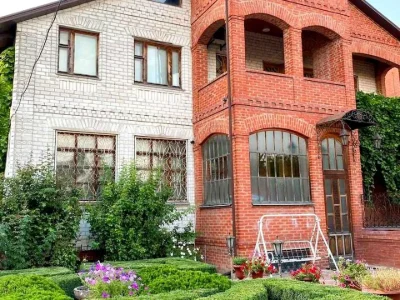 Будинок. Харків, Олександрівський просп. (Косіора)