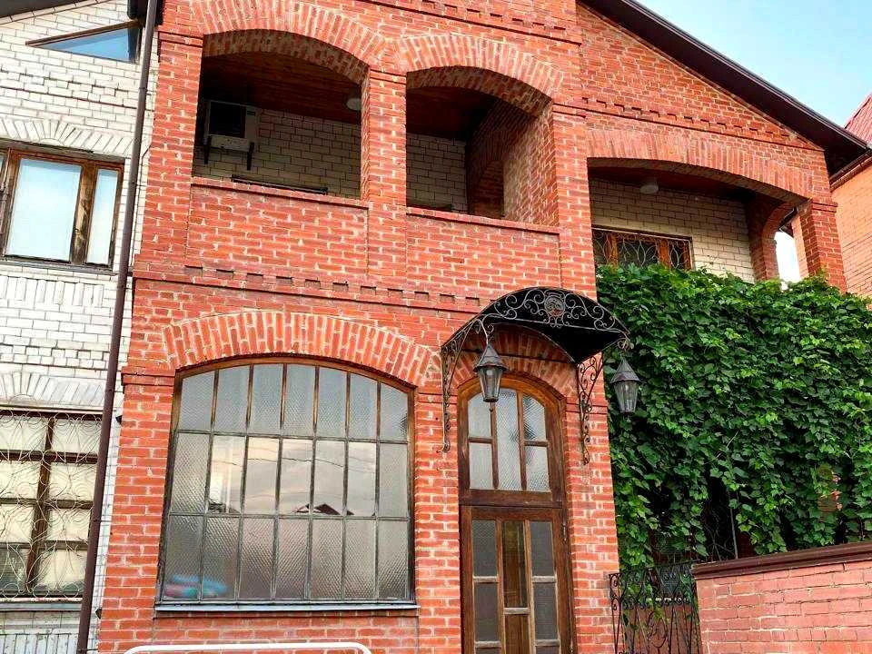 Будинок. Харків, Олександрівський просп. (Косіора)
