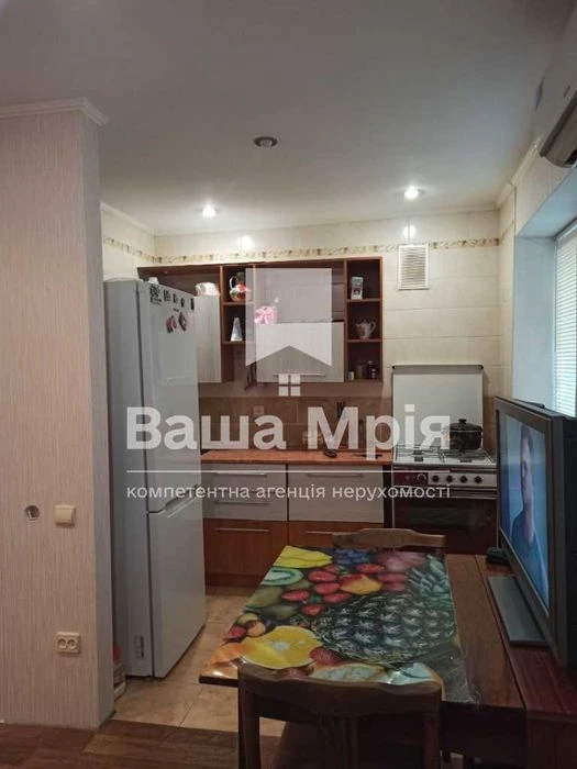 Продаж! Трьохкімнатна квартира на Браїлках