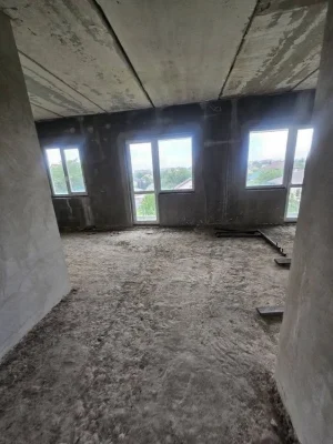 Продаж будинку 1000 м² на 24 сотках