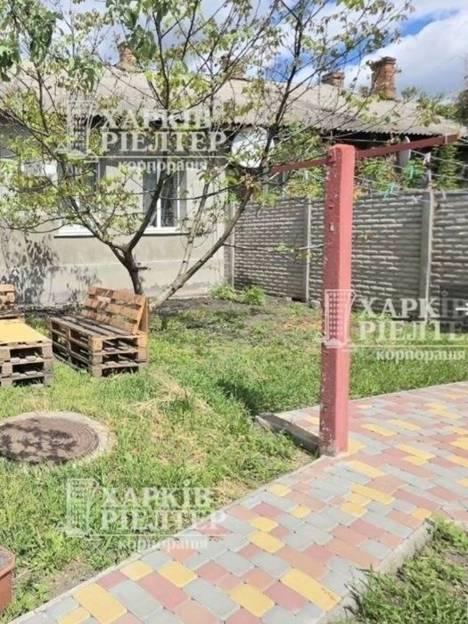 М.Холодная Гора , продам часть дома,улица Станционная