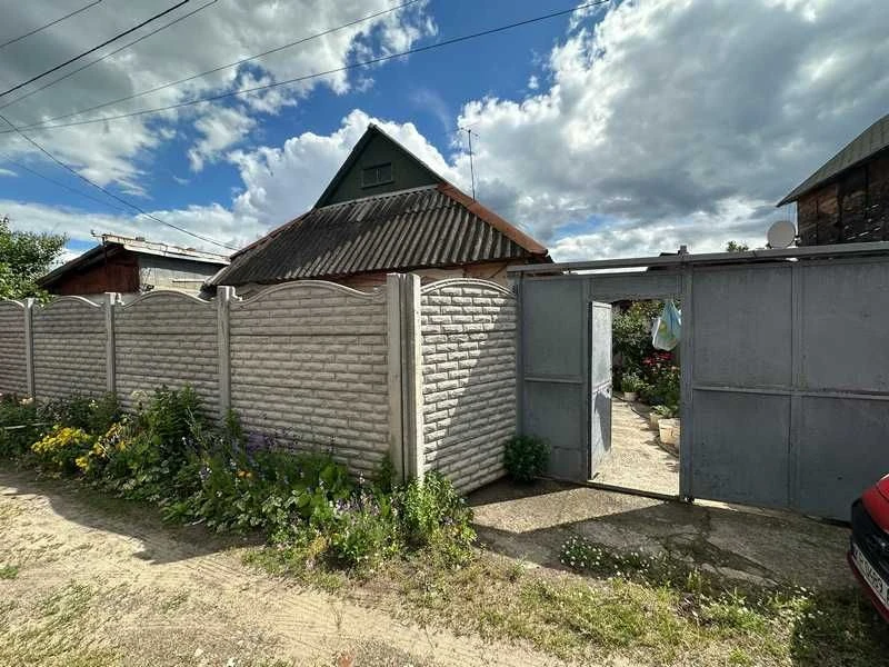 Продам капітальний житловий будинок район Одеська (до Класу