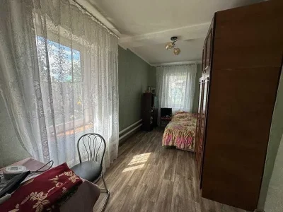 Продам капітальний житловий будинок район Одеська (до Класу