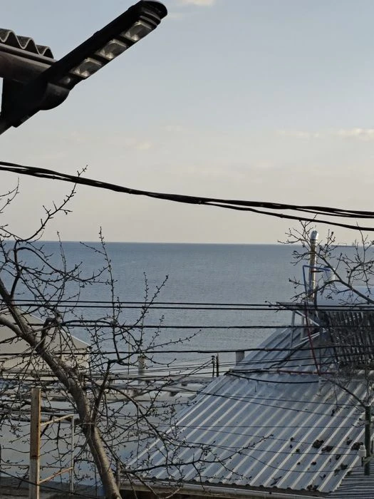 House, hut, pier Kryzhanivka, no commission