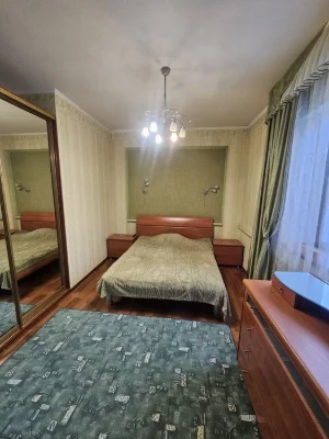 Дом 206м²  пр-кт Аэрокосмический (Гагарина).