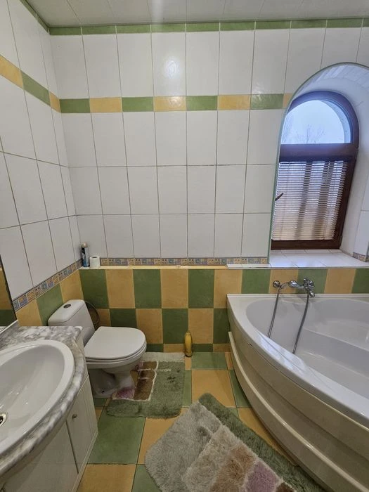 Дом 206м²  пр-кт Аэрокосмический (Гагарина).