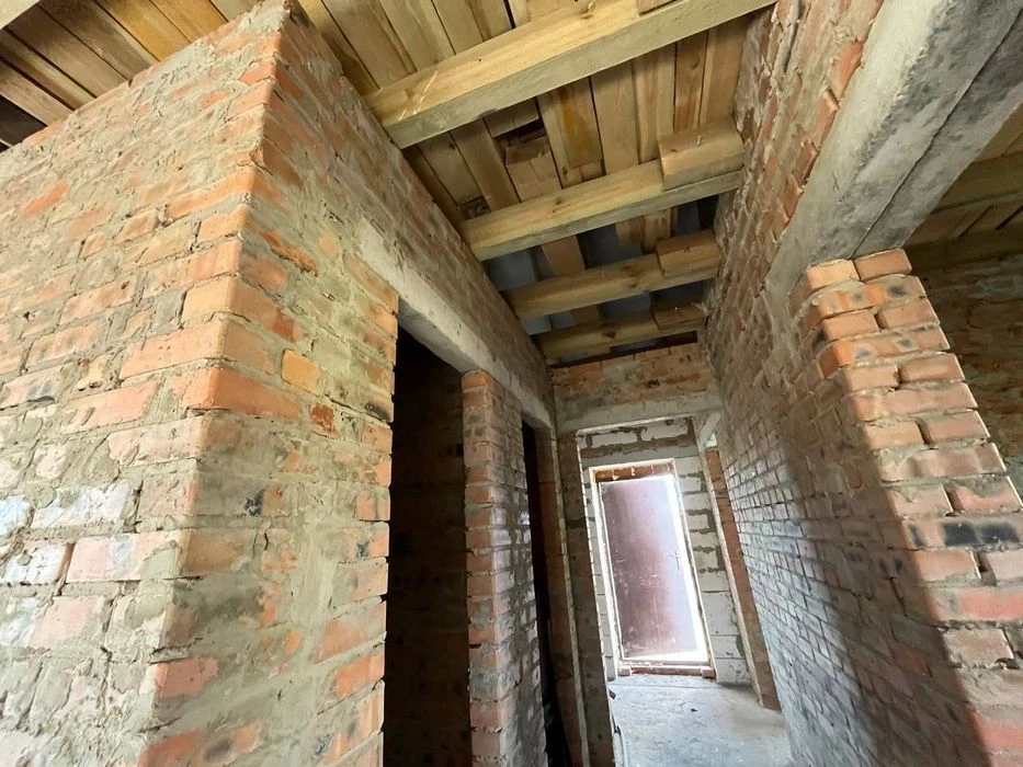 Продам власний будинок  в Харкові