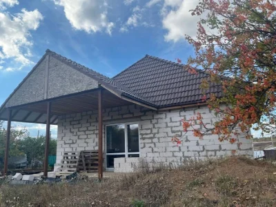 Продам власний будинок  в Харкові