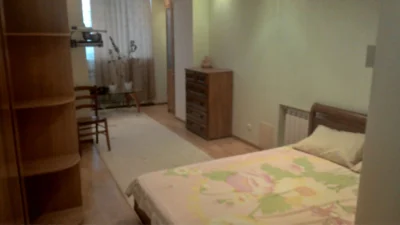 продам 2-к квартиру Алана Шепарда 14