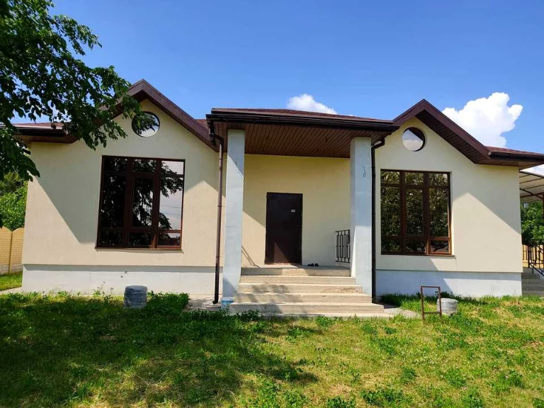 Будинок. Харків, Ньютона вул.