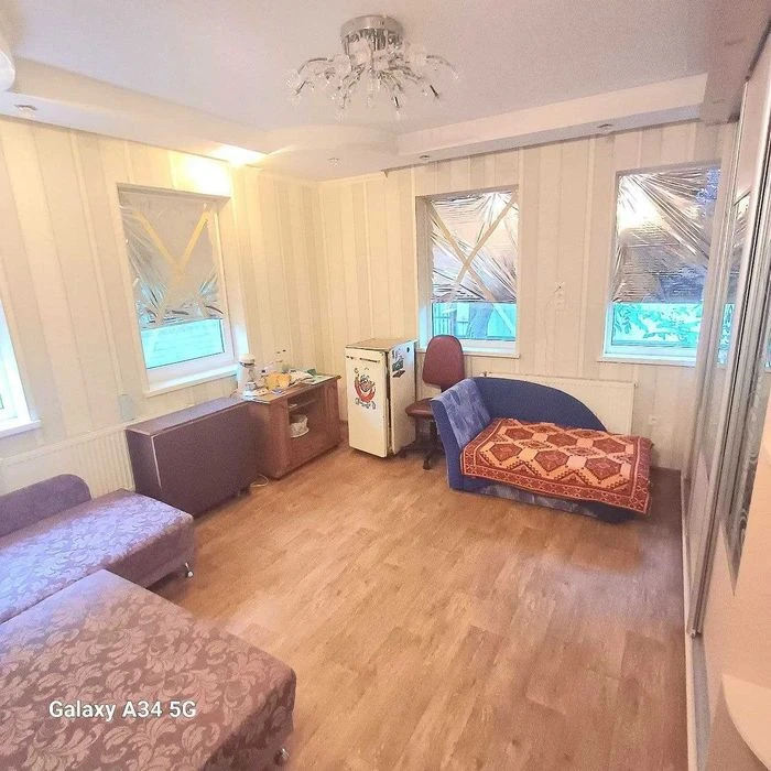 Продаж будинку 61 м² на ділянці 6 соток