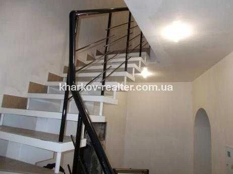 Ga  Продам 2 пов. будинок, пр-т Героїв Харкова (м. Захисникі