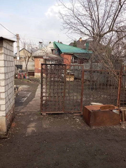 Продам 1/2 часть дома 4ситки.