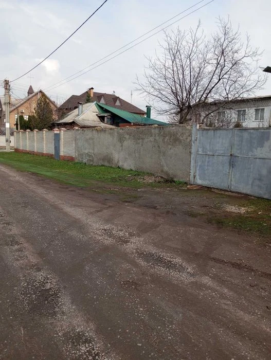 Продам 1/2 часть дома 4ситки.