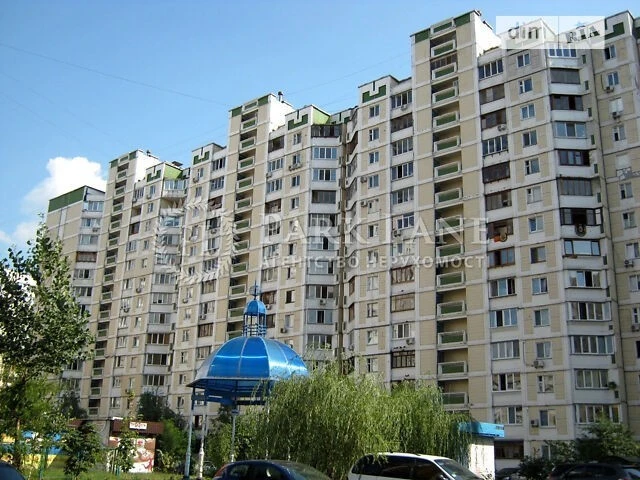 For sale 2-room apartment 61 sq. m. on Vyshnyakivska Street 7A • ID 347