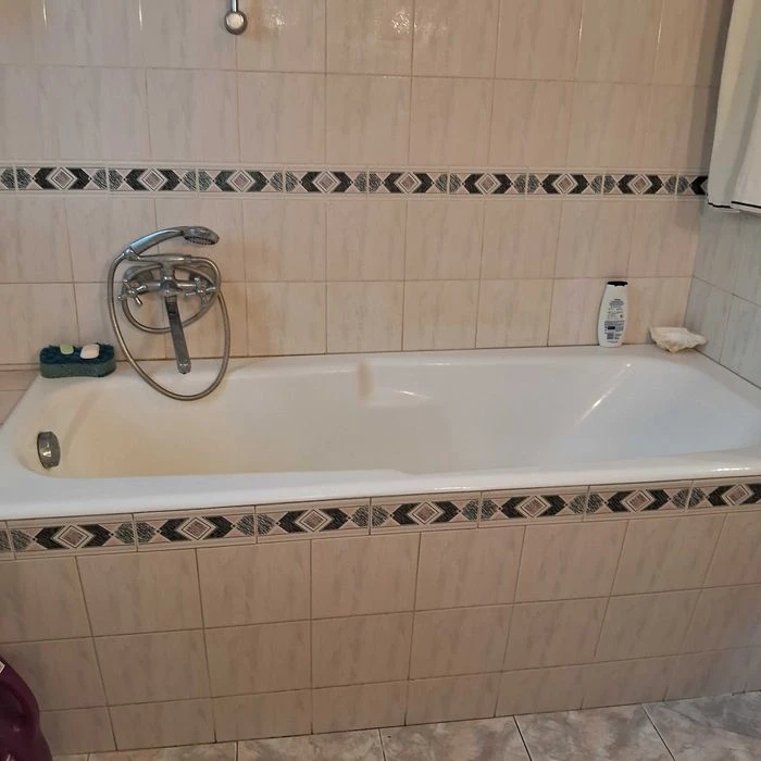 Продам 2 поверховий капітальний будинок Баварія