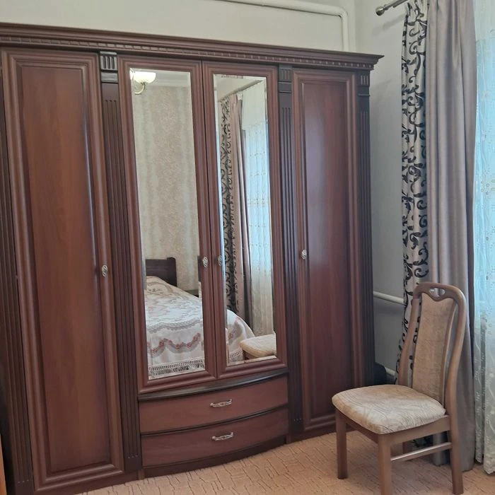 Продам 2 поверховий капітальний будинок Баварія