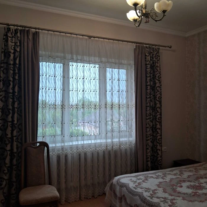 Продам 2 поверховий капітальний будинок Баварія