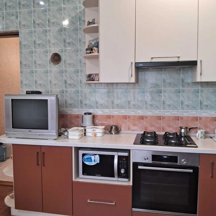 Продам 2 поверховий капітальний будинок Баварія