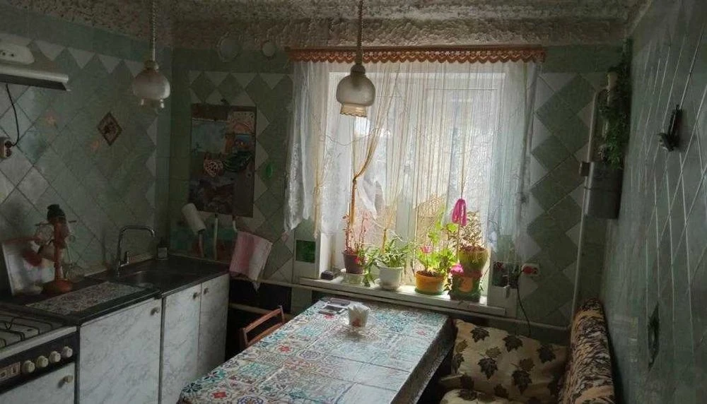 Продам отдельно стоящий дом в Харькове
