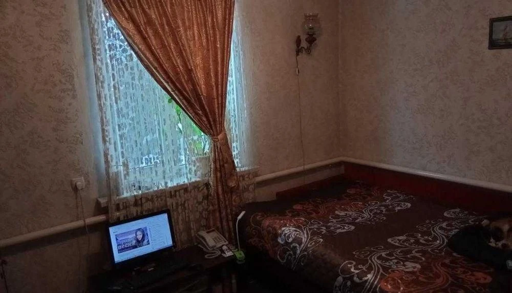 Продам отдельно стоящий дом в Харькове