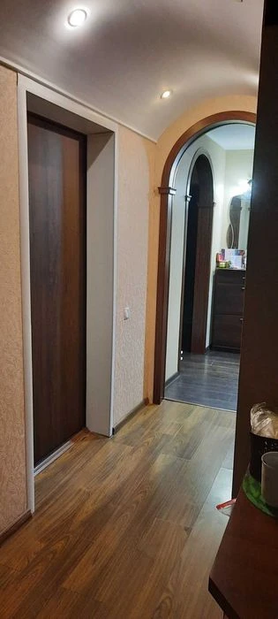 G9 Терміново продам 1/2 будинку у районі Локомотив!