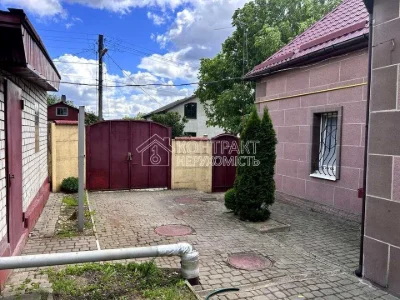 Будинок. Харків, Черкаська вул.