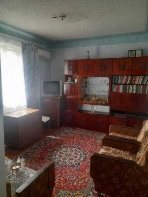 Продам половинку будинку з статусом квартири, район Одеської