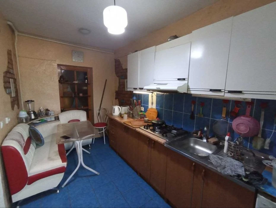 Реальный Продам большой дом на Холодной Горе 125кв.м Два отд