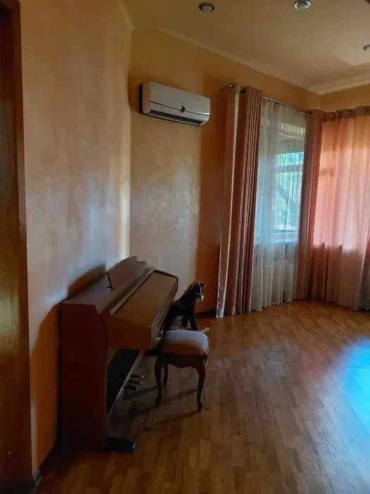 УДАЧНАЯ локация, Классный ДОМ ! Продажа! Холодная Гора ! 200