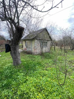 Продам дачу в мальовничому місці, 6 соток, рівна ділянка, са