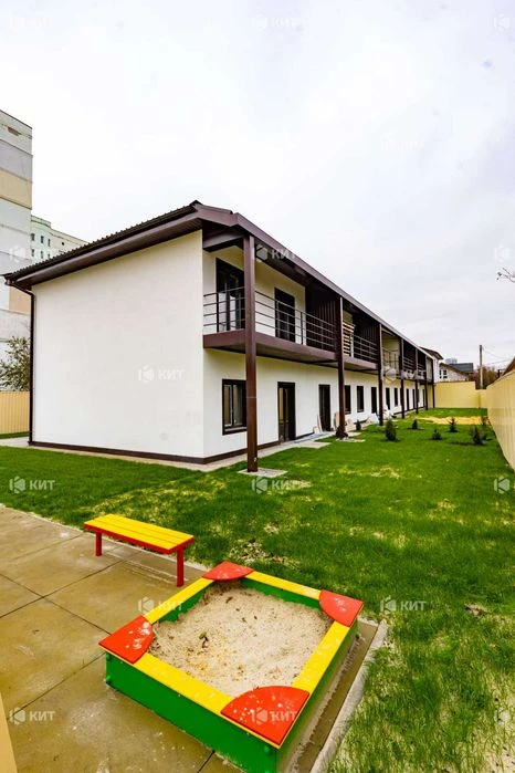 Таунхаус 92м2, м. Київська (м. Киевская, м. Защитников Украи