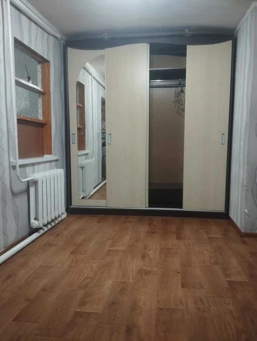 Продам 1/2 будинка район ХТЗ