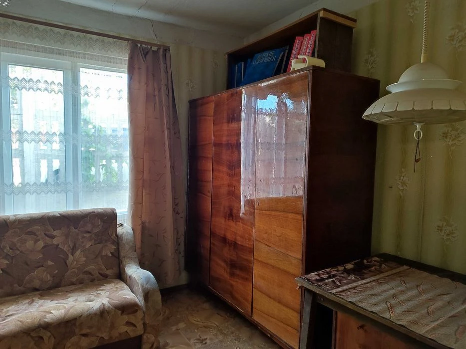 Продаж частини будинку зі своїм двором/Холодна Гора