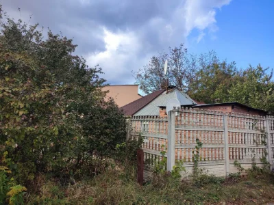 Продаж частини будинку зі своїм двором/Холодна Гора