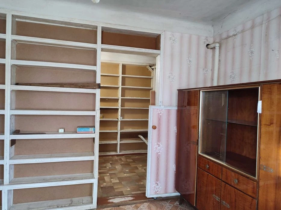 Продаж частини будинку зі своїм двором/Холодна Гора