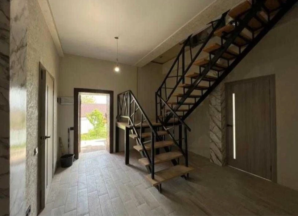 2х эт. Дом на Холодной Горе-77500$. Фото реальные. 2 этажа.