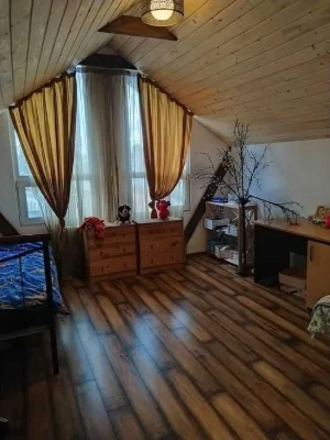 Срочно продам дом На два входа