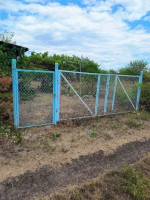 Продам дачний будинок із земельною ділянкою на «Світанку« («