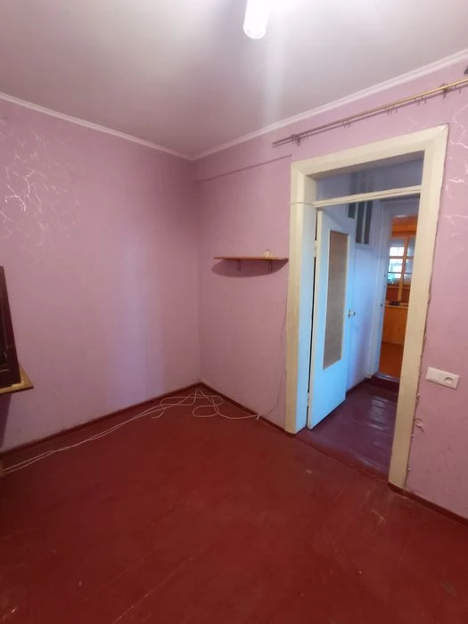 Срочно продам  часть дома  метро Спортивная
