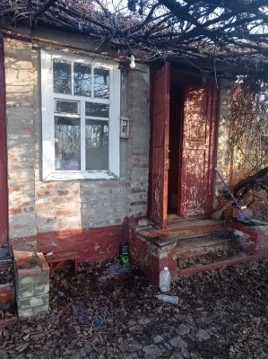 Срочно продам  часть дома  метро Спортивная